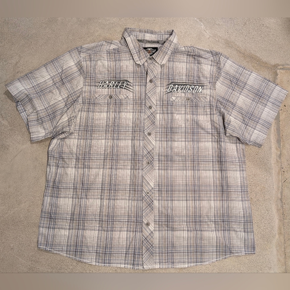 Harley-Davidson Men's Grey Plaid Short Sleeve Button Down Shirt